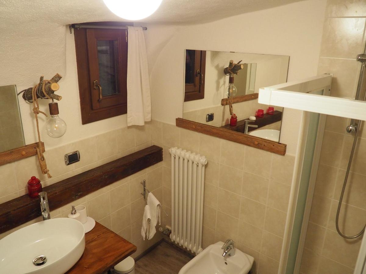 Maison Grivon Appartamento Monte Emilius Аоста Екстериор снимка